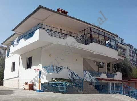 2-storey villa for rent in&nbsp;Bilal Golemi street in Komuna e Parisit area.
The villa has a const